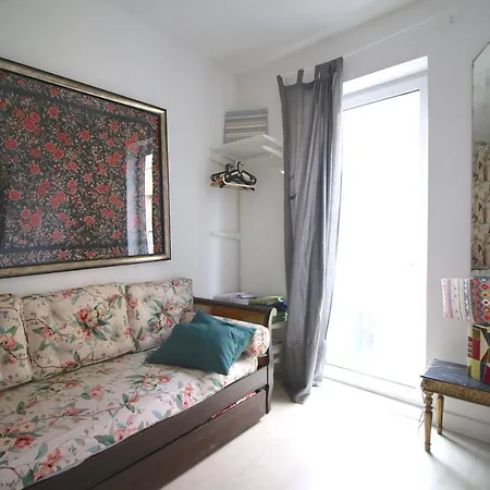 Apartment Feeling Discoveries
