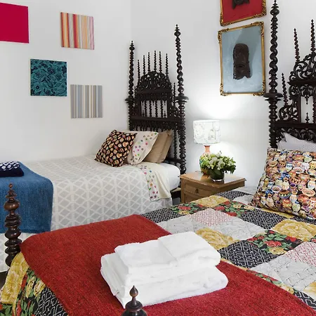 Feeling Discoveries Apartment